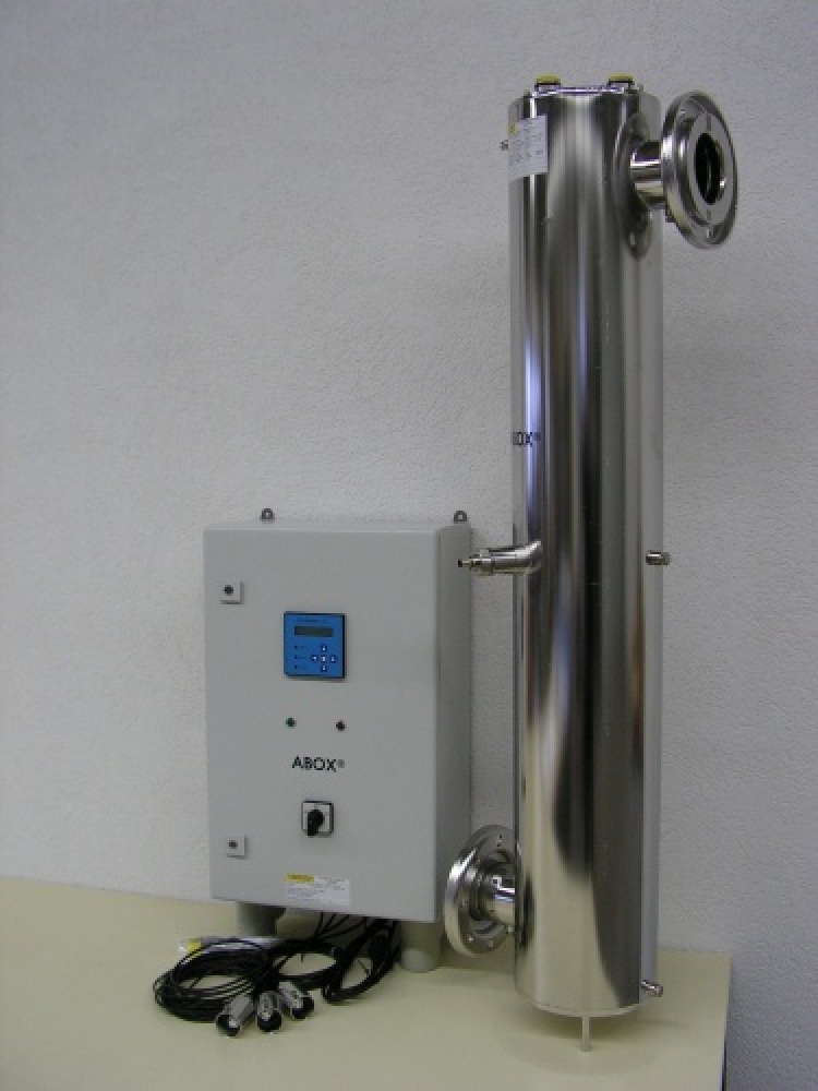 UV-Desinfektionsanlage 25 m³/h mit Überwachung  - ABOX S240-Ü